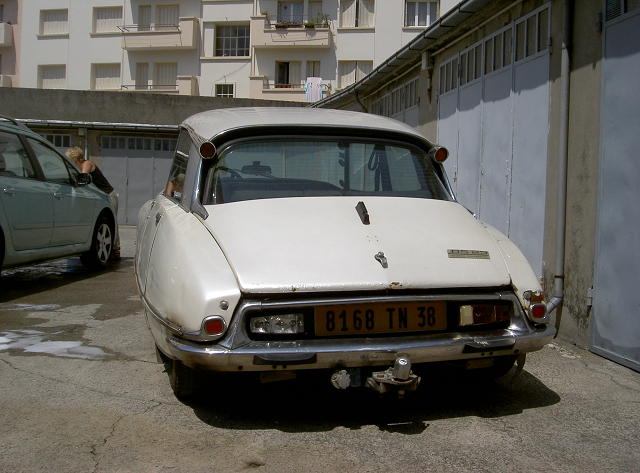 ds2305